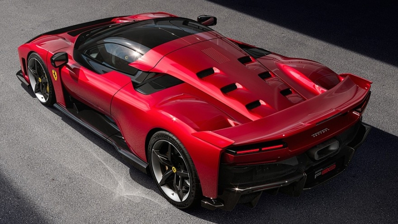 Ferrari F80: новый флагманский гибридный суперкар с мотором V6 за 3,6 млн евро